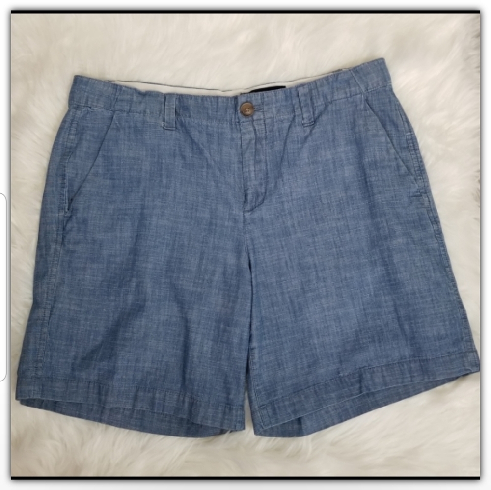 Gap shorts size 8
